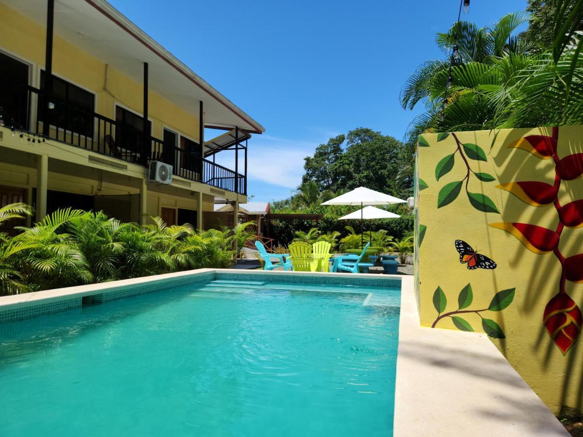 Family Hotel Puerto Viejo de Talamanca Εξωτερικό φωτογραφία
