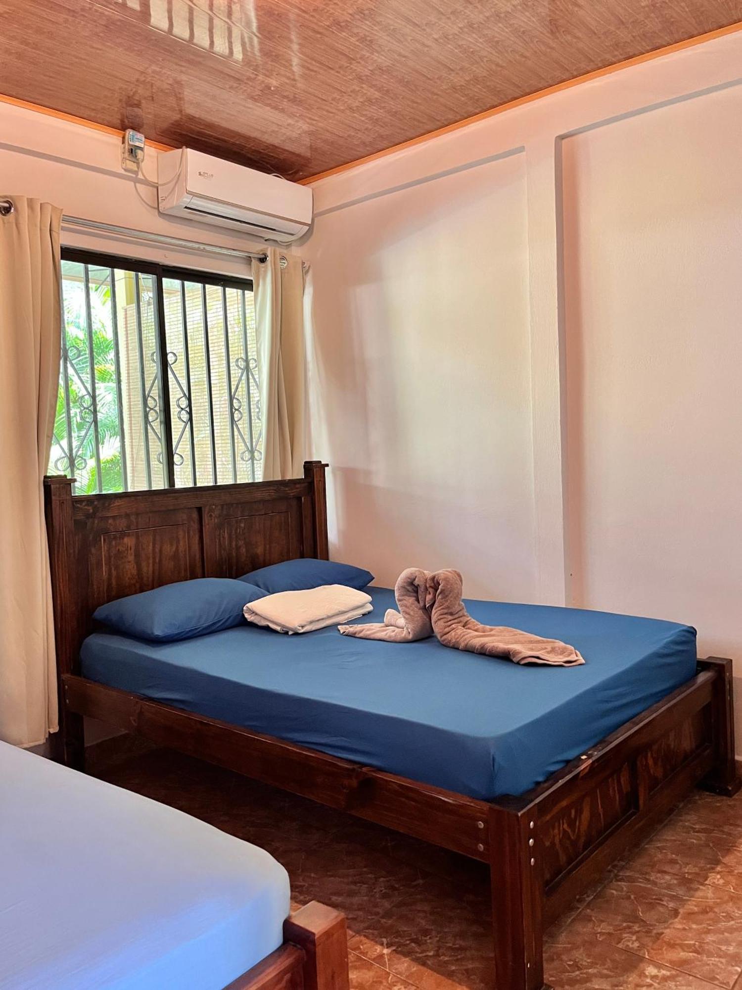 Family Hotel Puerto Viejo de Talamanca Εξωτερικό φωτογραφία
