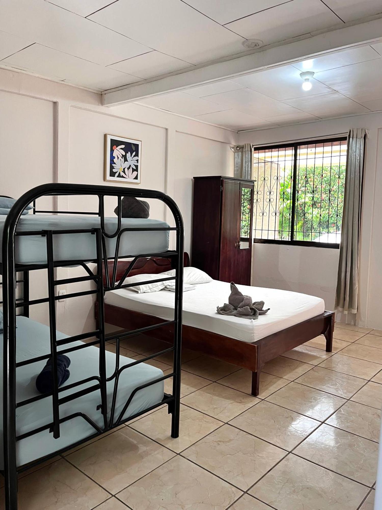 Family Hotel Puerto Viejo de Talamanca Εξωτερικό φωτογραφία