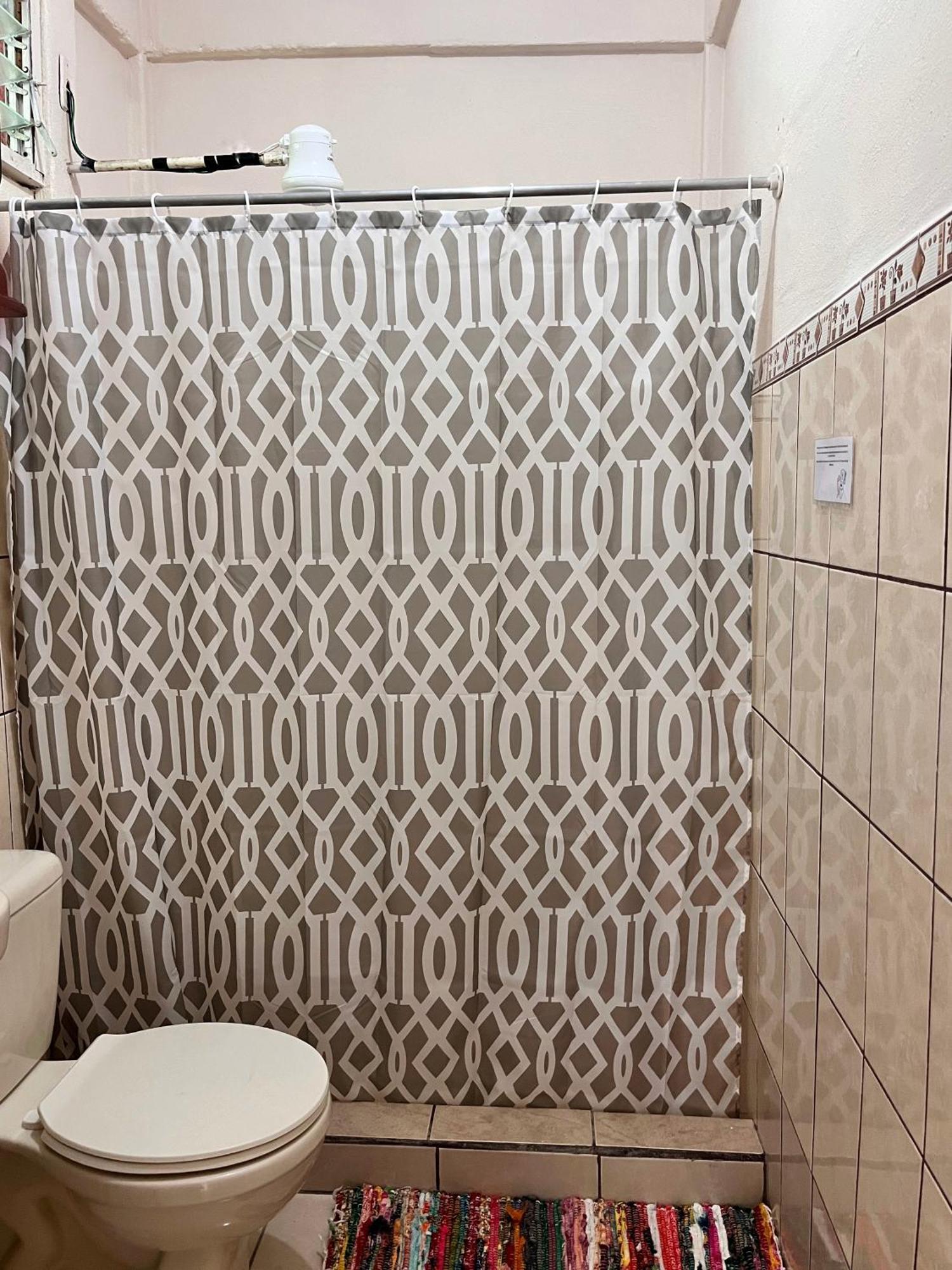 Family Hotel Puerto Viejo de Talamanca Εξωτερικό φωτογραφία